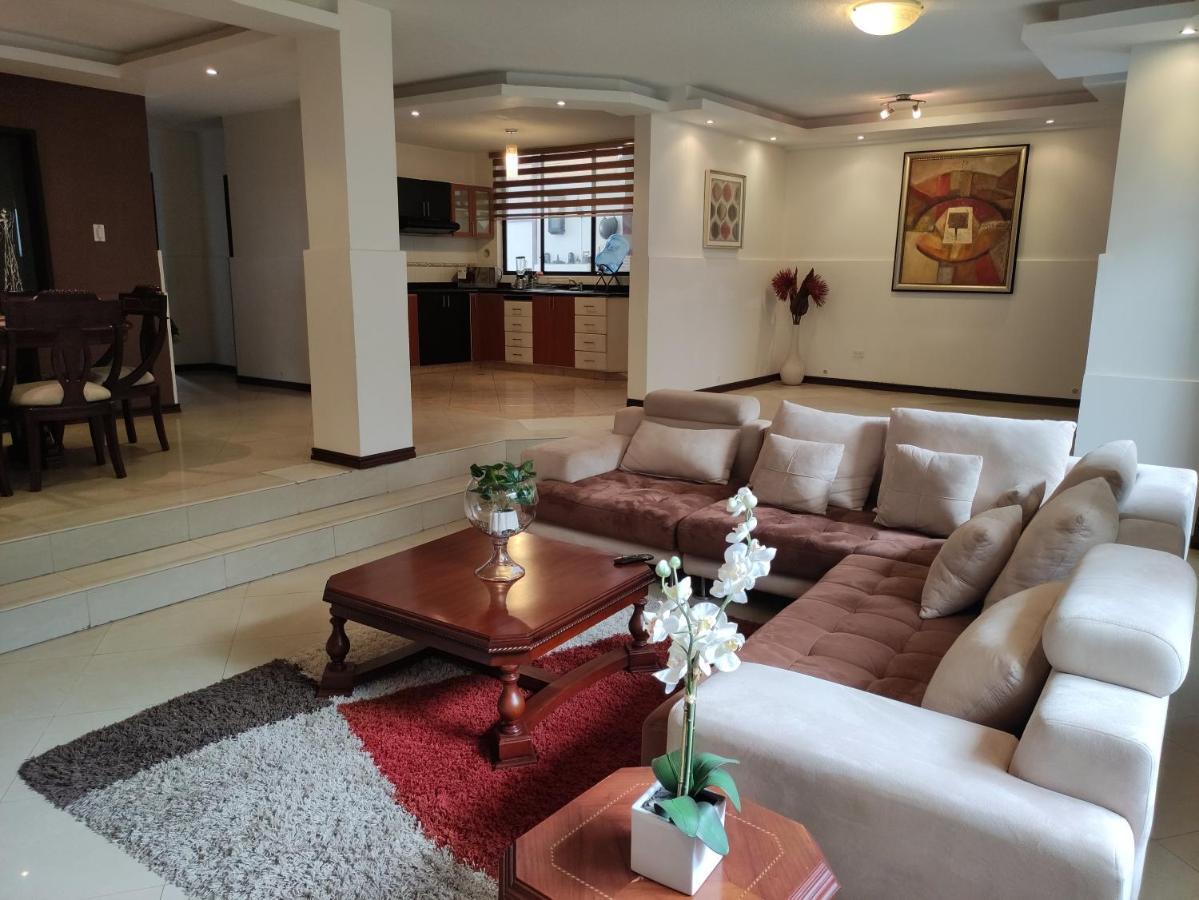 Hospedaje en Quito Norte, Apartamento&Suite independientes Exterior foto